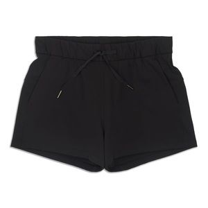 Discontinued “On the Fly” Lululemon Shorts🏃‍♀️
